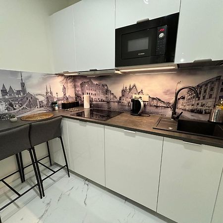Wyjatkowe Apartamenty W Centrum Wroclaw Bagian luar foto