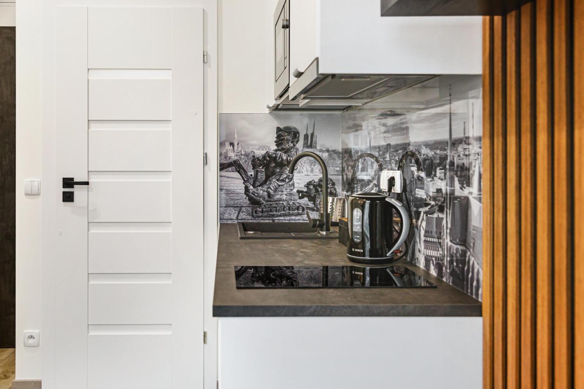 Wyjatkowe Apartamenty W Centrum Wroclaw Bagian luar foto