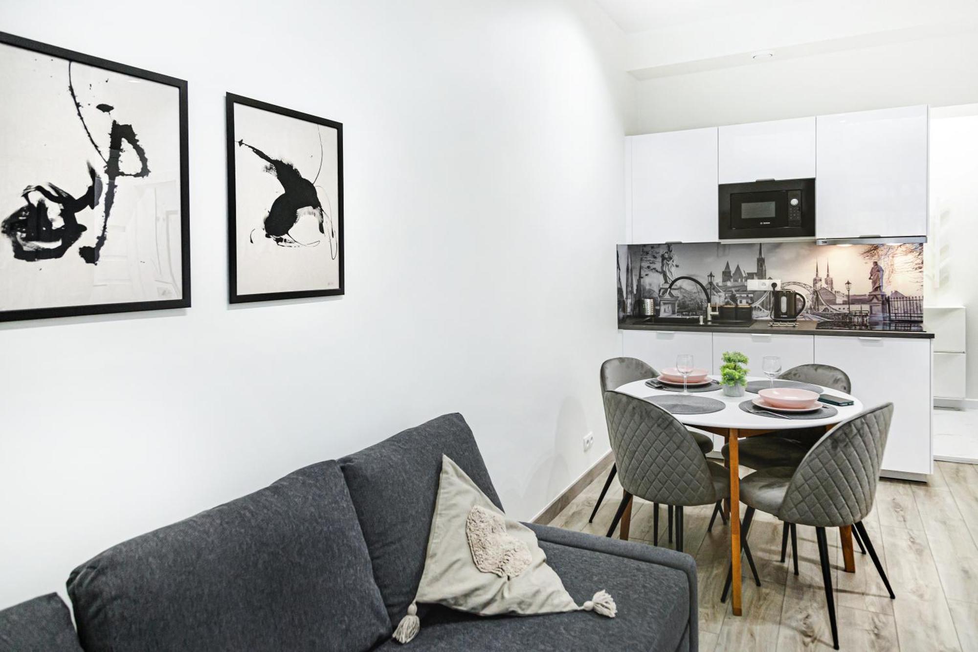 Wyjatkowe Apartamenty W Centrum Wroclaw Bagian luar foto