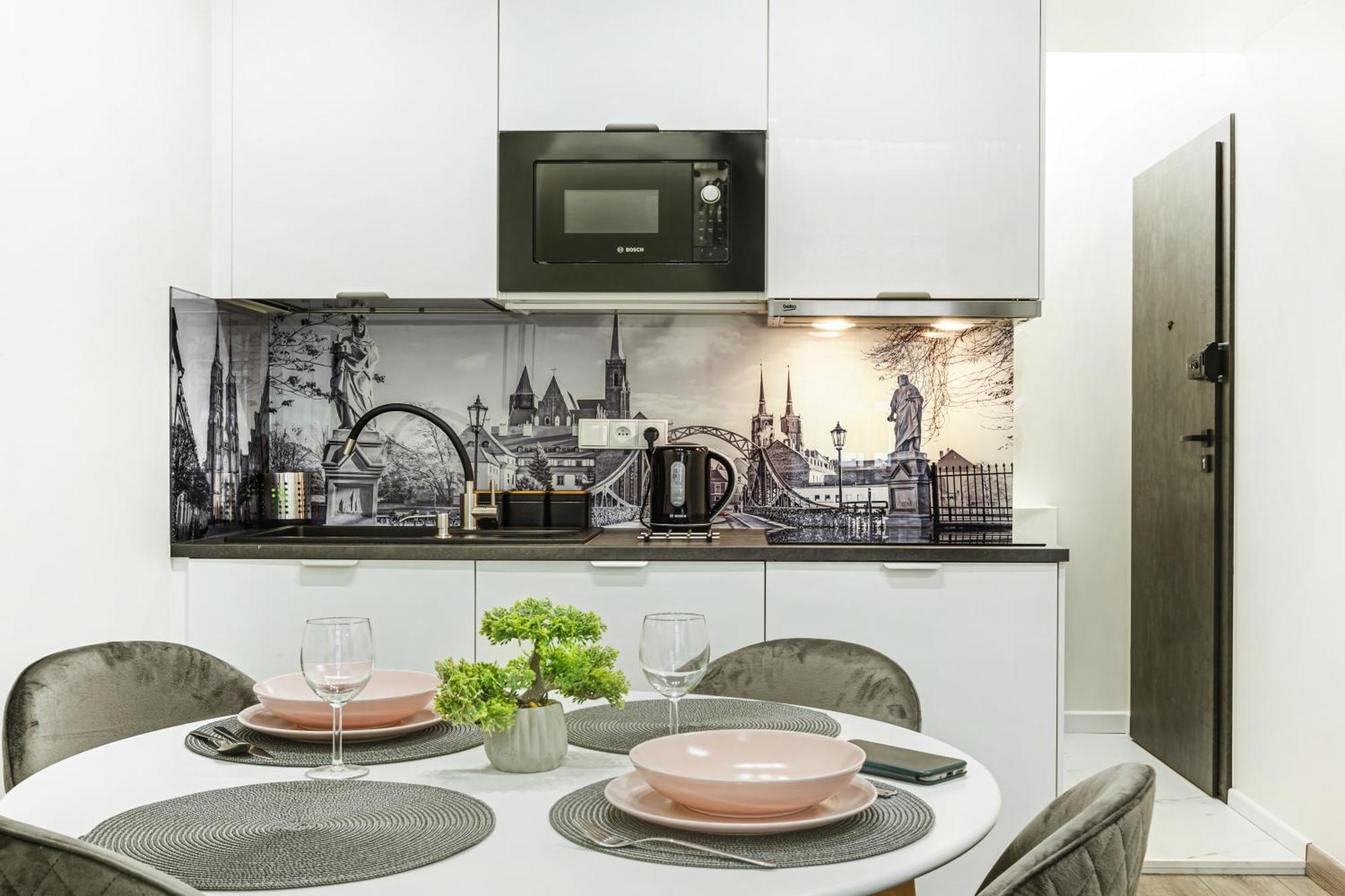 Wyjatkowe Apartamenty W Centrum Wroclaw Bagian luar foto